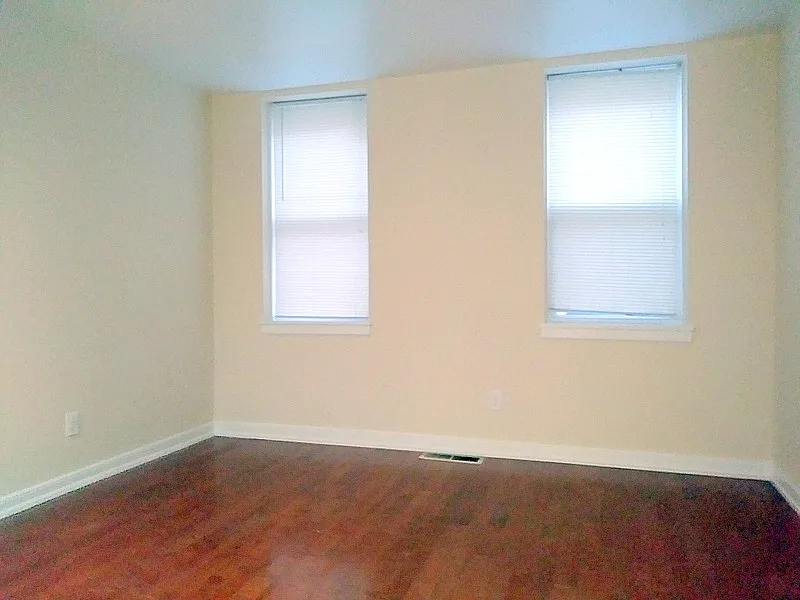 2 bed, 1581 sqft, $2,200 — Photo 3