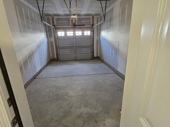 3rd image of 2734 Lehigh Rd #39