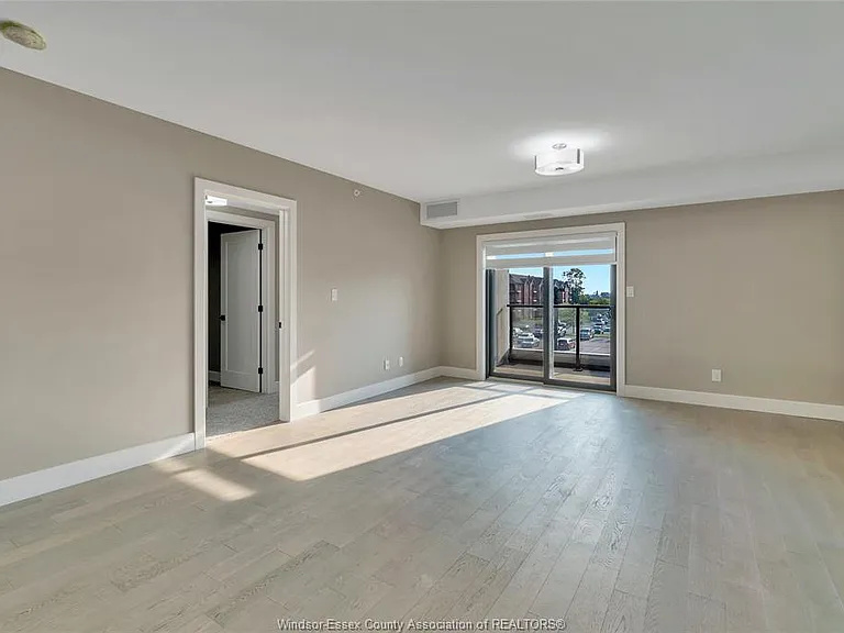 2550 Sandwich West Pkwy #303 — Photo 4