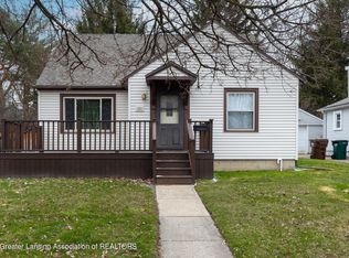 1521 Victor Ave, Lansing, MI 48910