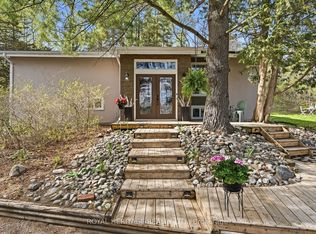 30 Stockdale Rd, Quinte West, ON K8V 5P6