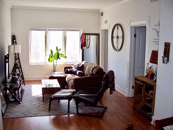 Large bright living room south exposure!