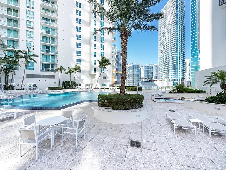 300 S Biscayne Blvd #T-2814 — Photo 21