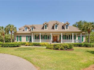 2 Fairlawn Ct, Hilton Head Island, SC 29926