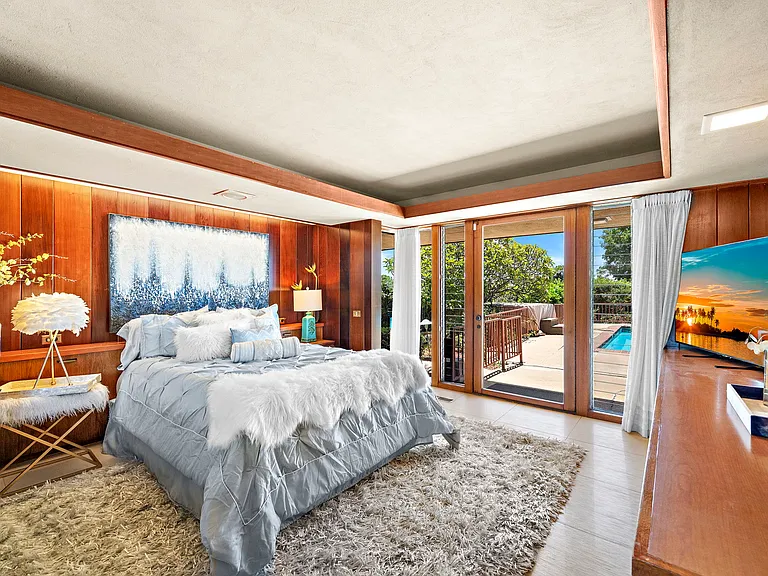 540 Reposado Dr — Photo 35
