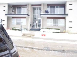 8513 Kennedy Cir UNIT 7, Warren, MI 48093