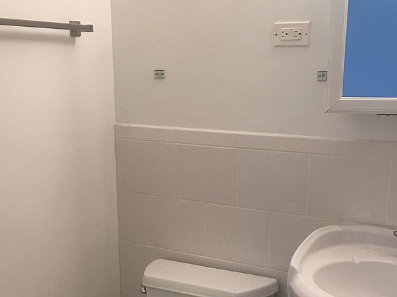 5th image of 9240 Seymour Ave APT 1W