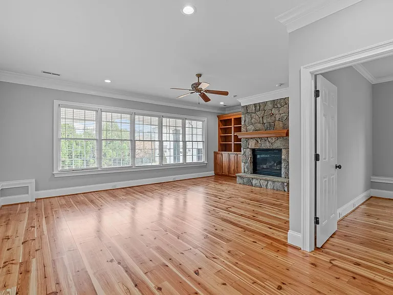 1508 Braden Overlook Ct — Photo 34