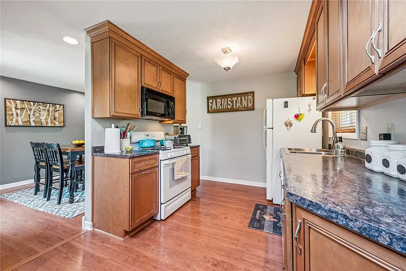 Thumbnail 14