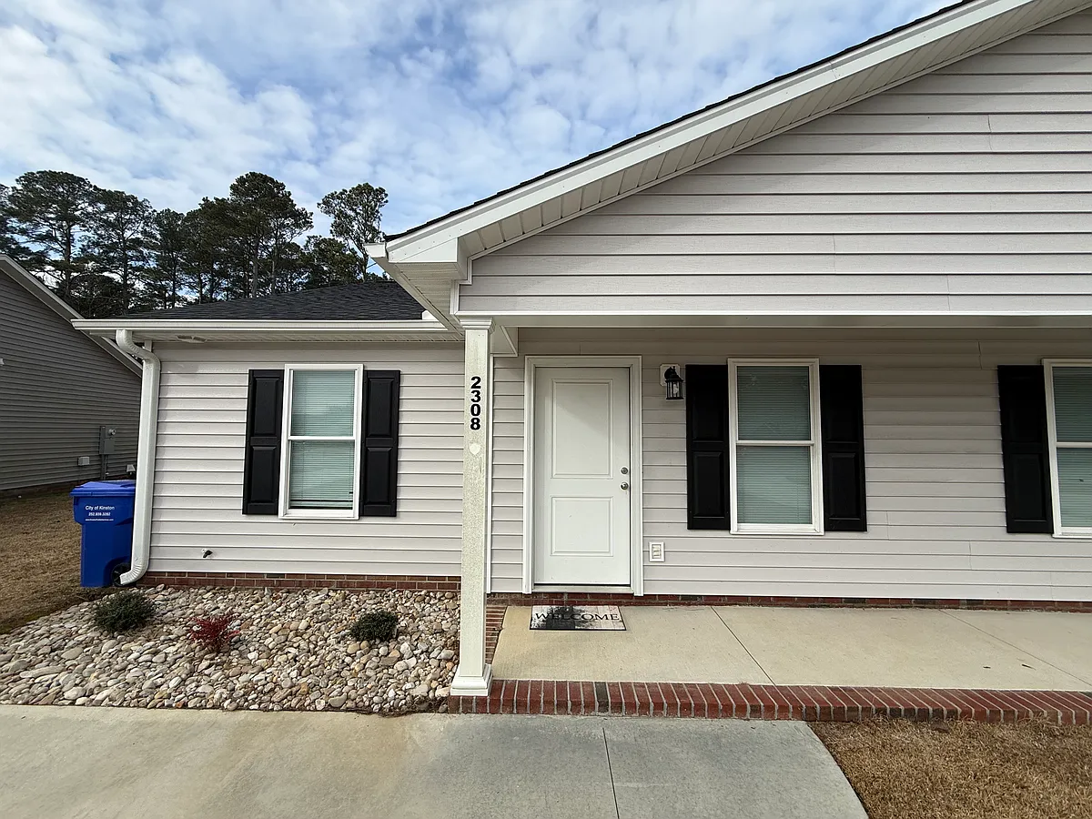 Building Photo - 2308 Baxter Ln
