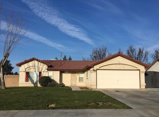 597 S Gurdwara Ave, Kerman, CA 93630