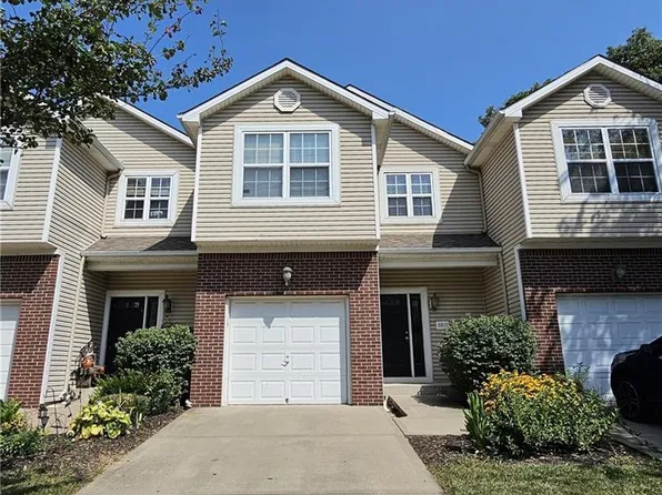 8812 Timber Creek Ln, Liberty, MO 64068