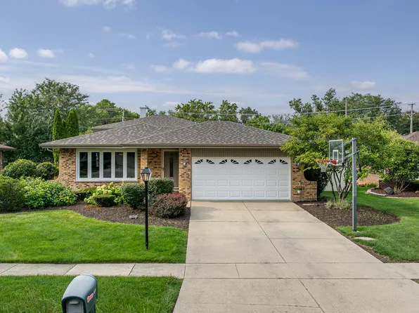 2964 Drover Ln, Darien, IL 60561