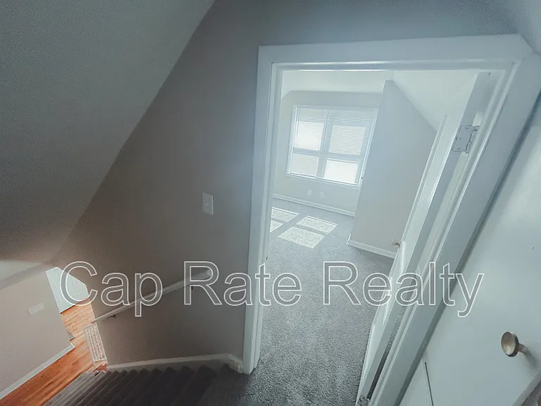 1879 Jermain Dr — Photo 16