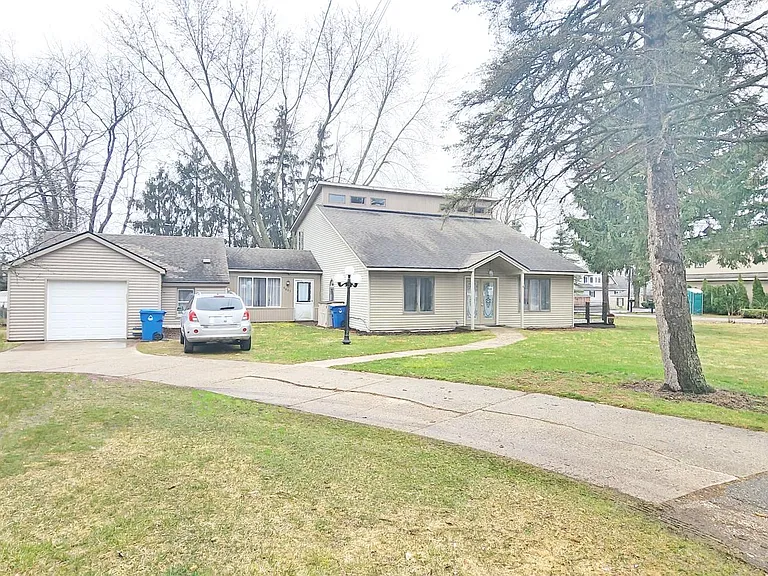 Floretta Rd — Photo 22