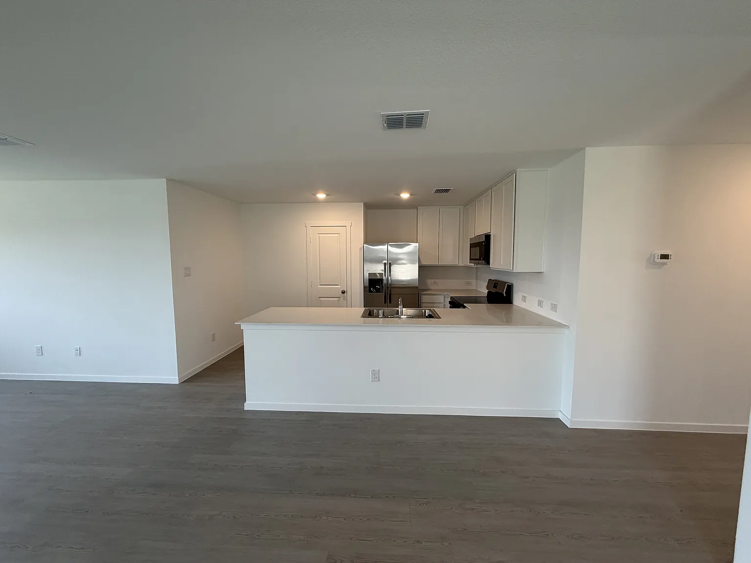 624 West Criner Street Grandview, TX 76050 - 1 — Photo 2