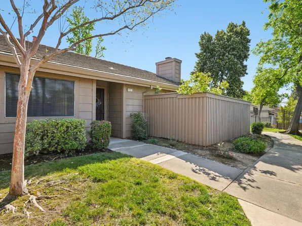 8137 Rose Vine Ln, Fair Oaks, CA 95628