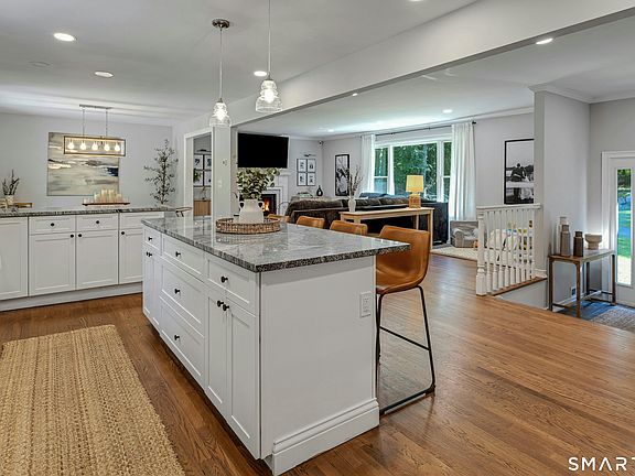 3rd image of 75 Silver Spring Lane