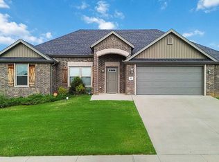 321 Captain Marshal St, Prairie Grove, AR 72753