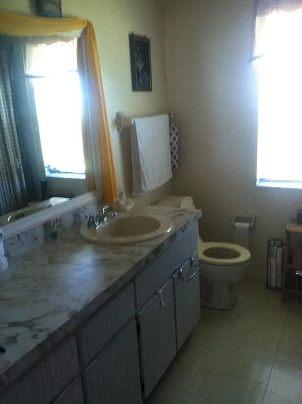 3801 Country Club Blvd 1-8 — Photo 2