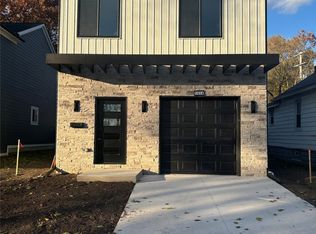 1019 E George Ave, Hazel Park, MI