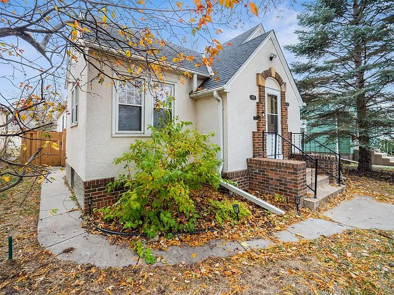 4331 Thomas Ave N — Photo 10