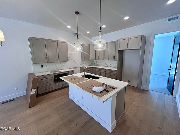 5th image of 448 Lions Gate Dr