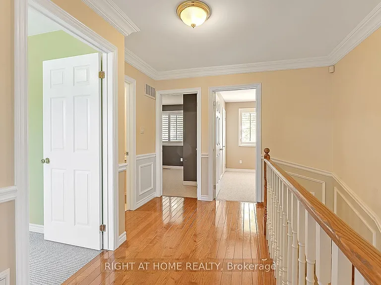 307 Sheridan Ct — Photo 14