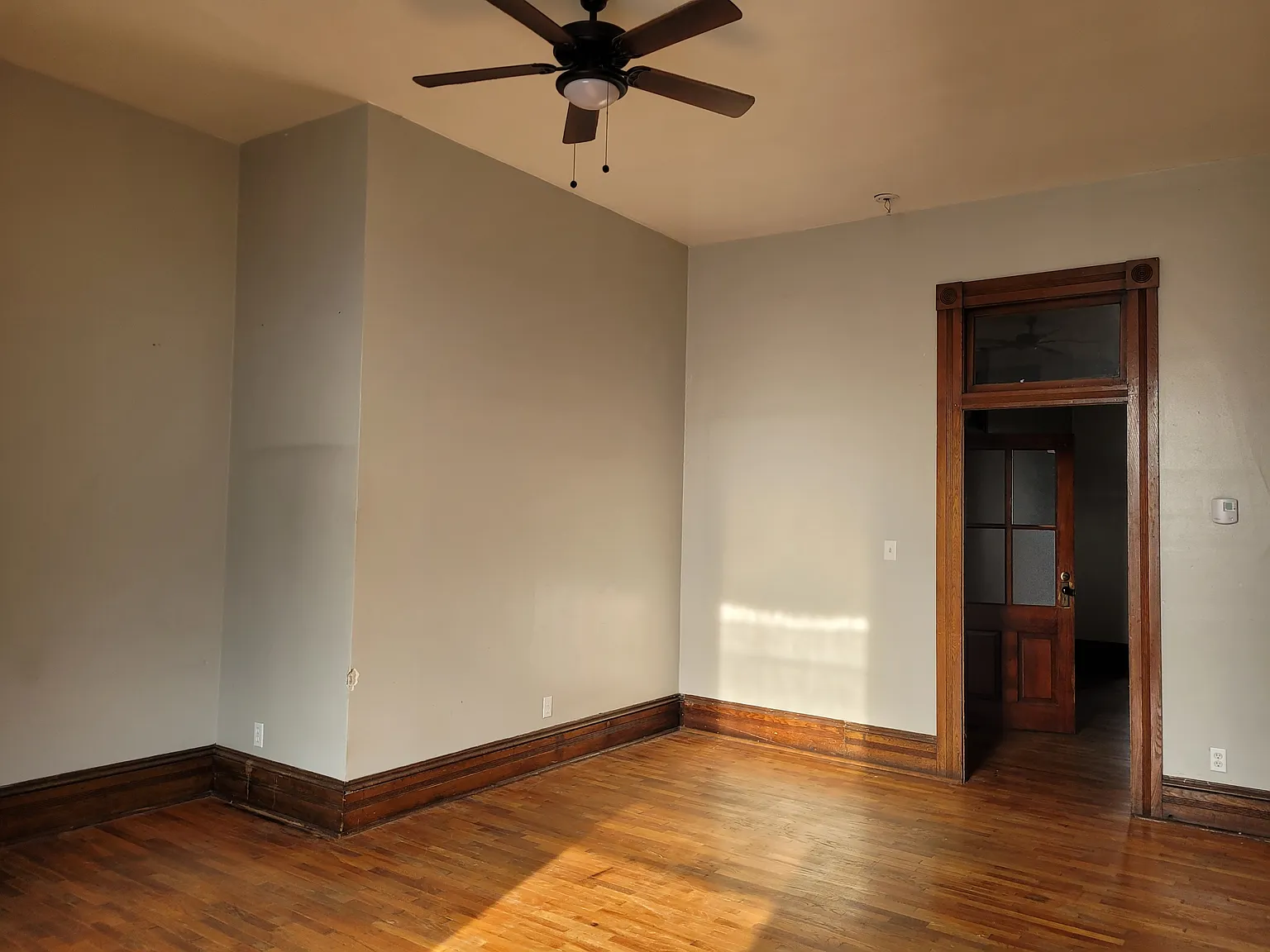 1 bed, 915 sqft, $750 — Photo 2