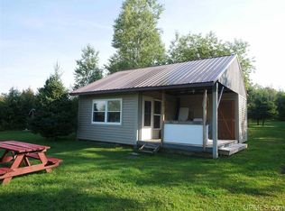 15129 Horoscope Rd, Chassell, MI 49916