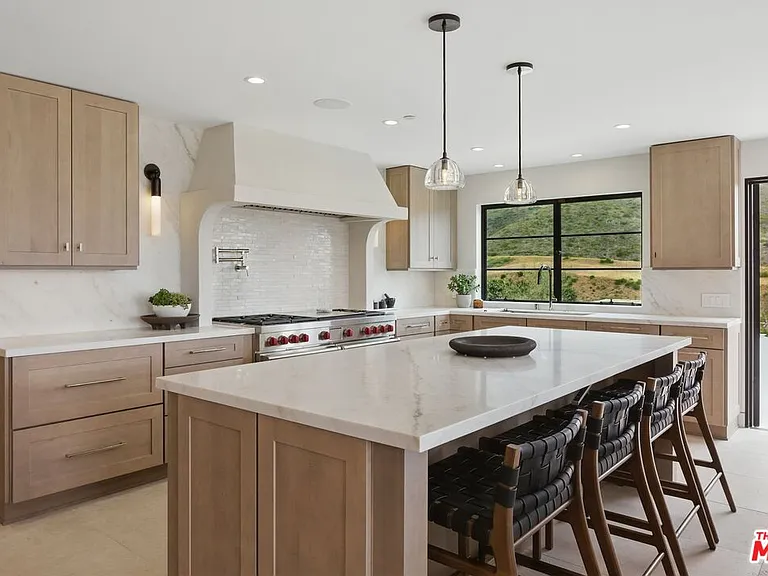 6326 Trancas Canyon Rd — Photo 17