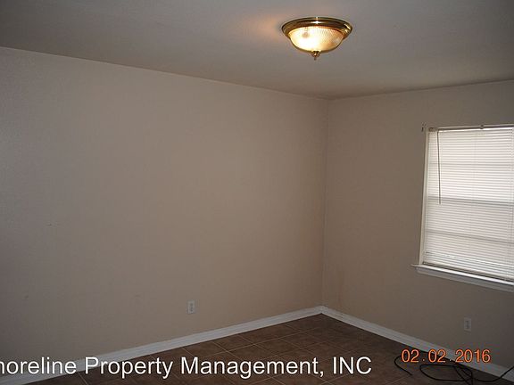 4th image of 318 Porter Ave APT 104