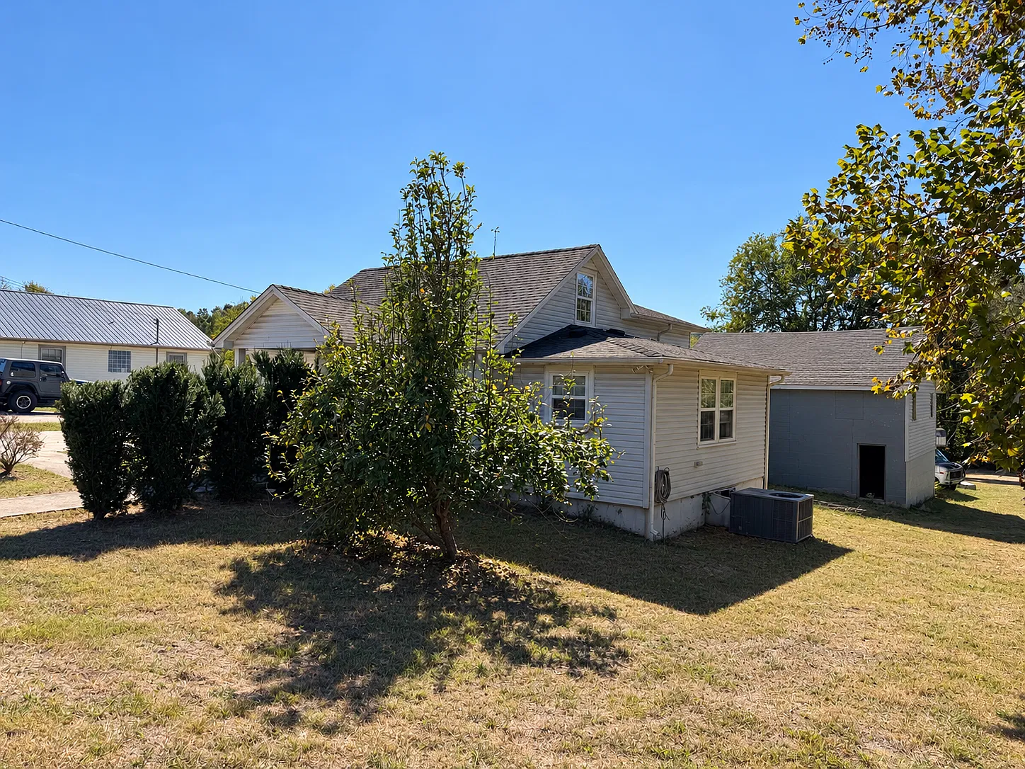 3 bed, 1268 sqft, $1,895 — Photo 3