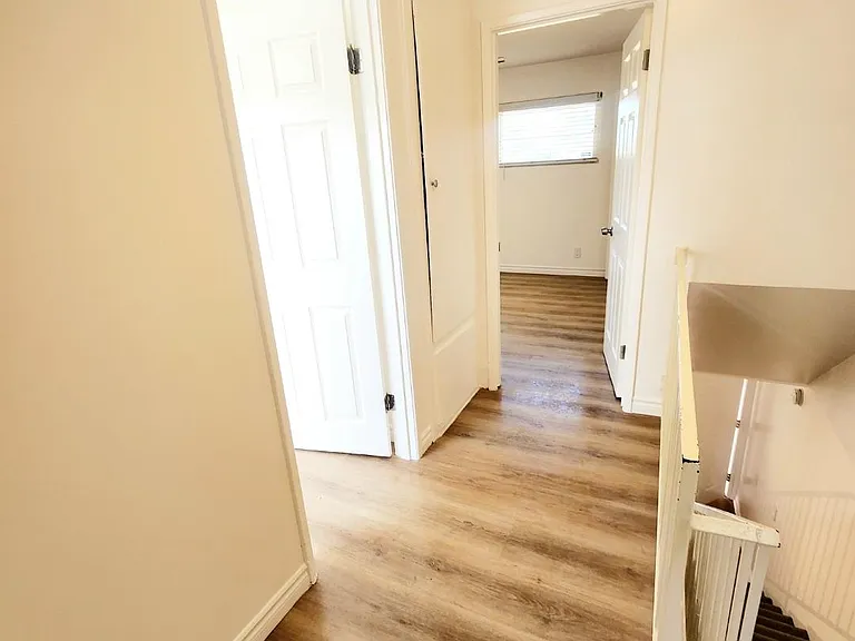 6542 S Victoria Ave — Photo 7