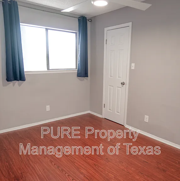 2500 Burleson Rd #521 — Photo 11