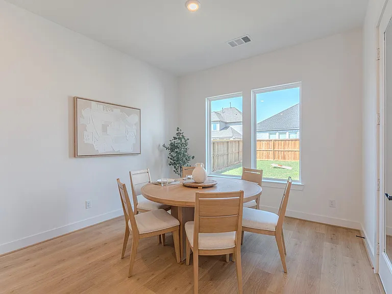 7142 Carriage Light Dr — Photo 19