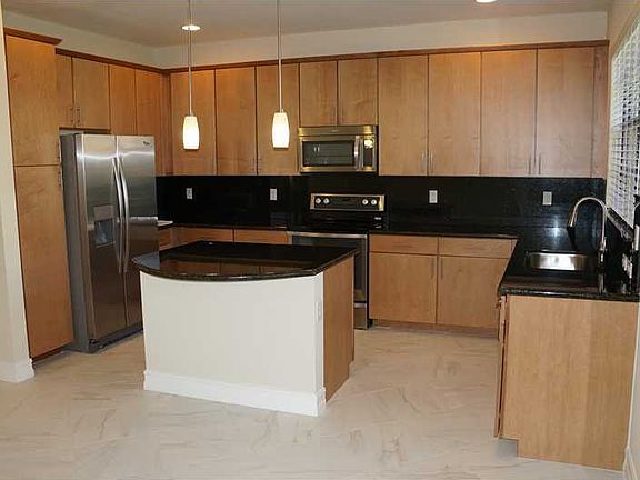 5th image of 13023 Riverwalk Cir S