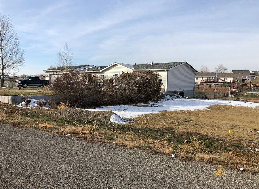 2nd image of 3818 Barry Dr