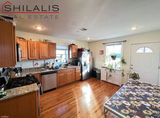 87 Temple St, Somerville, MA 02145