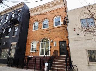 315 3rd St APT 1, Jersey City, NJ 07302