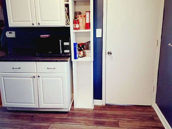 5th image of 3166 Hickory Ln
