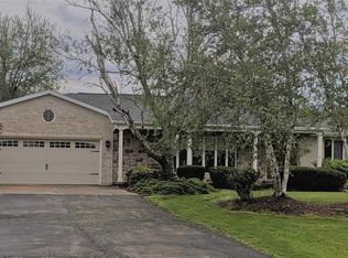 205 S Main Ave, Wyoming, IL 61491