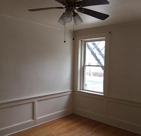 4th image of 45 Park Ave Unit 4