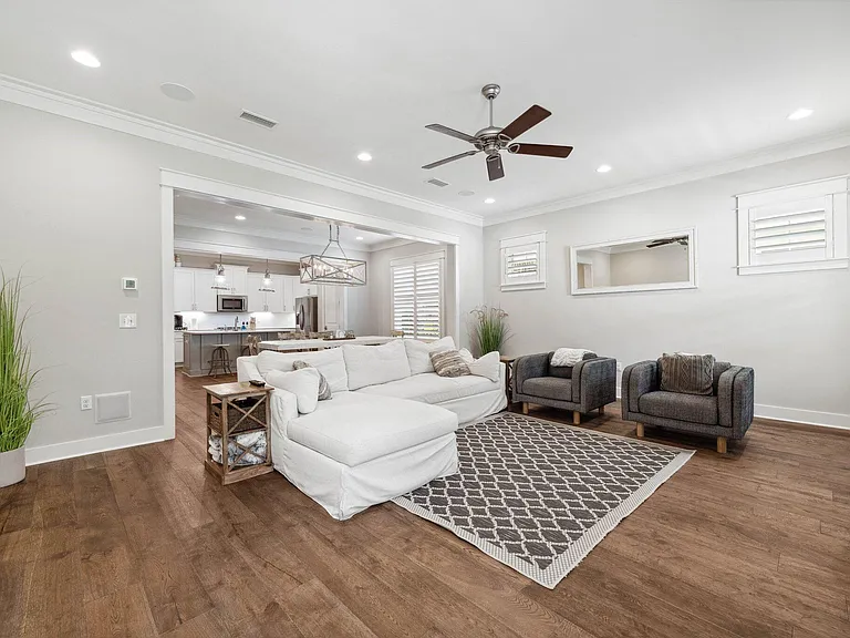327 Cobalt Ln — Photo 14