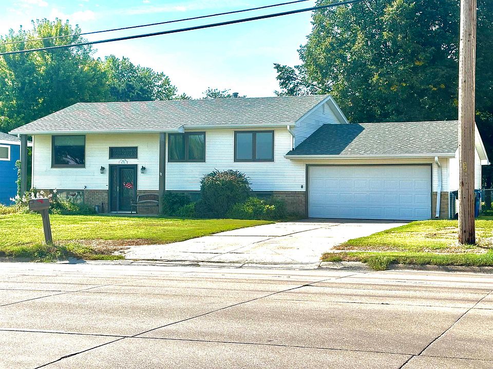 1st image of 1414 W 39th St