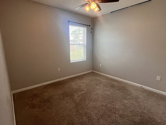 2nd image of 309 Cactus St SE