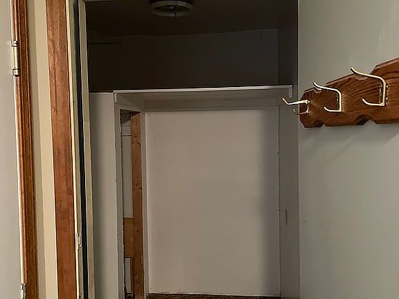 3rd image of 41 Walker Ln