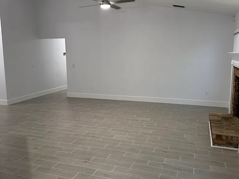 4837 Victoria Chase Ct — Photo 16