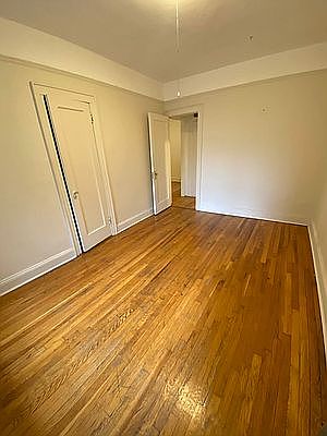 3rd image of 30-19 34th St #Ground1
