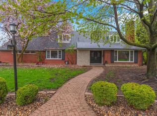 1006 Monroe Dr, Bloomington, IL 61701